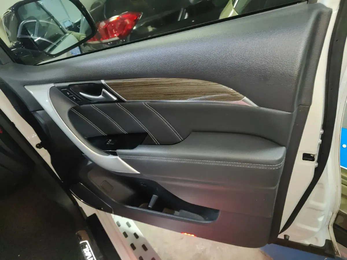 2015 Haval H9 2.0T 218HP L4 6AT,autocango,china used car exporter,china ev exporter,chinese used car exporter,chinese used ev exporter