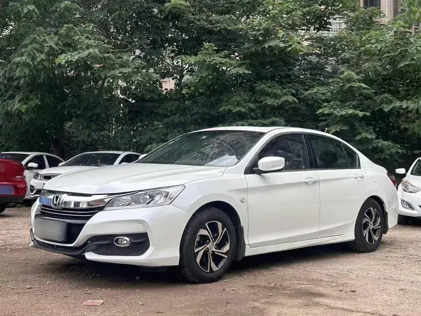 2016 Honda Accord 2.0L 155HP L4 CVT