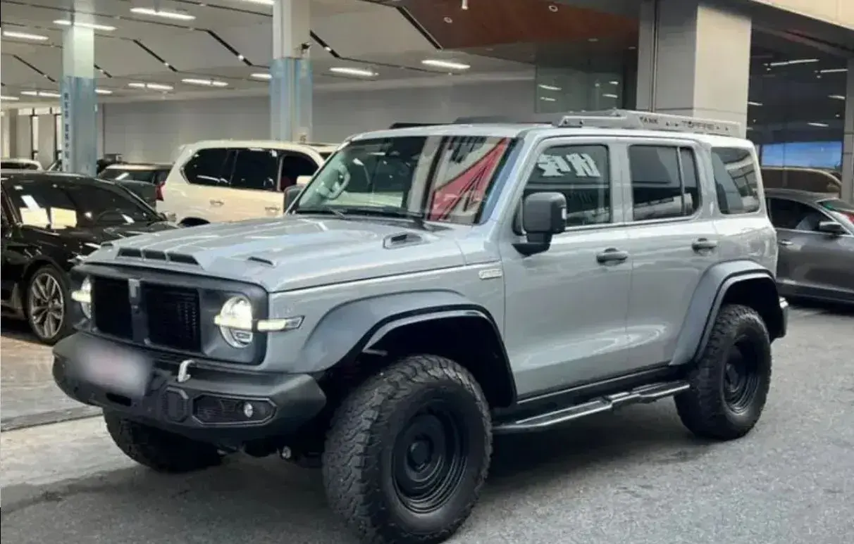 2021 Tank 300 2.0T 227HP L4 8AT