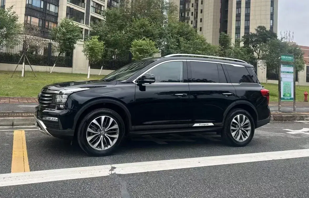 2017 GAC Trumpchi GS8 2.0T 201HP L4 6AT