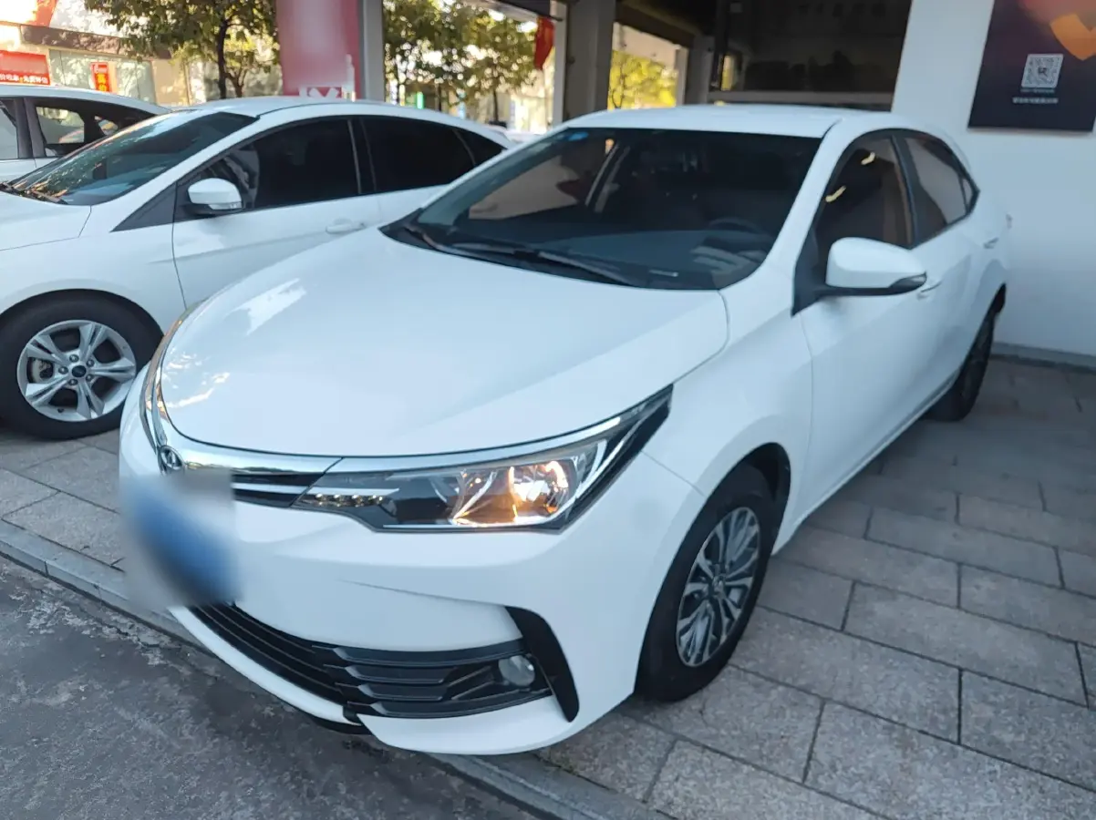 2017 Toyota Corolla 1.2T 116HP L4 CVT