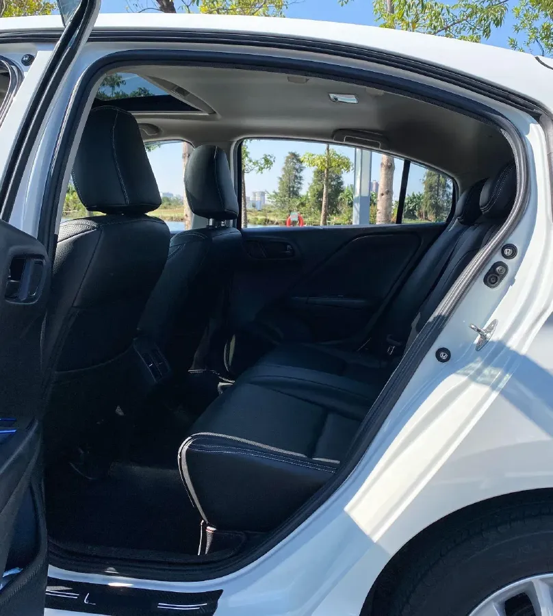 2017 Honda Gienia 1.5L 131HP L4 CVT,autocango,china used car exporter,china ev exporter,chinese used car exporter,chinese used ev exporter