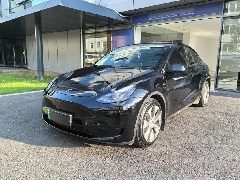 2022 Tesla Model Y BEV 60KWH