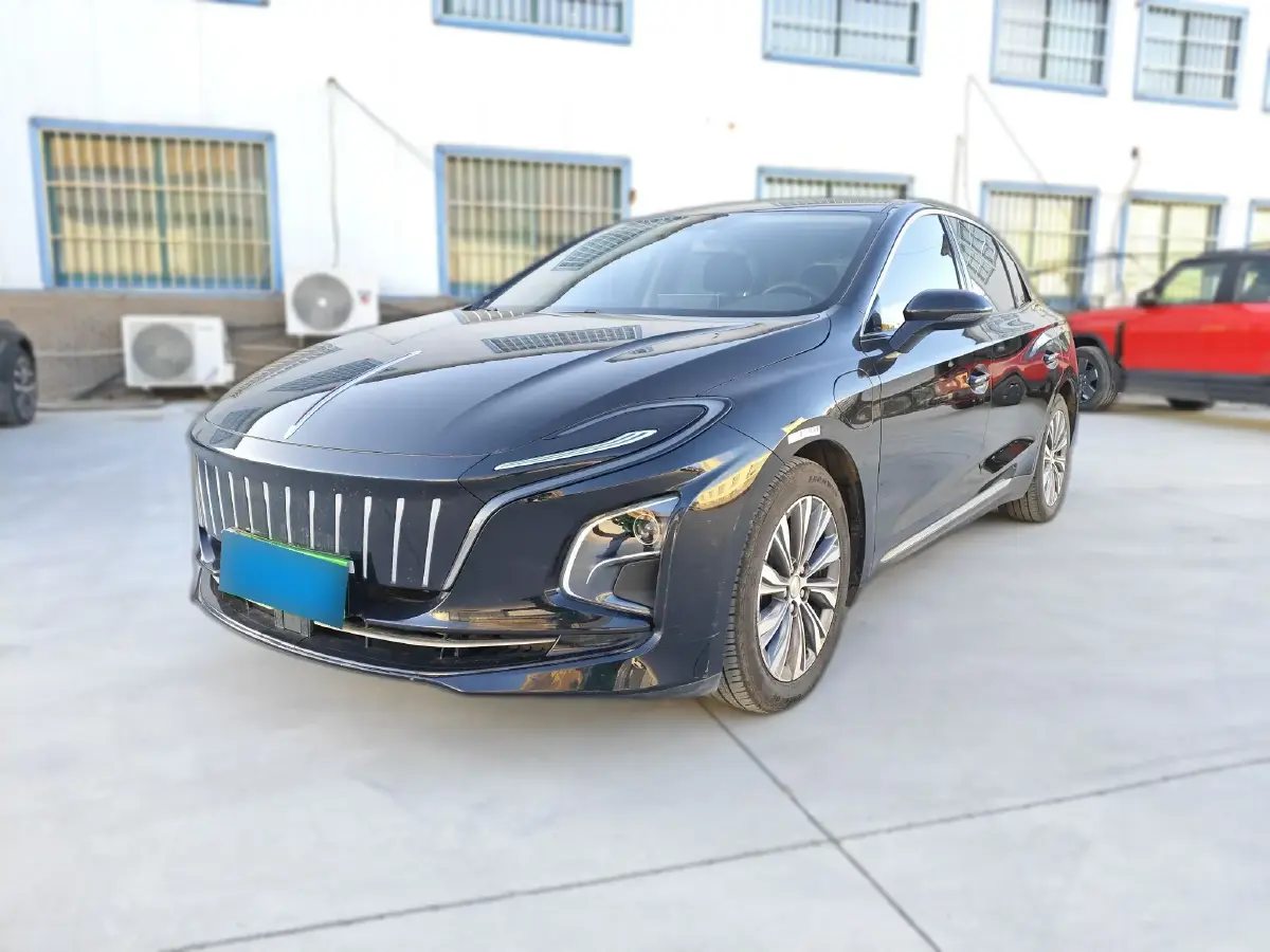 2022 HongQi E-QM5 BEV 54KWH