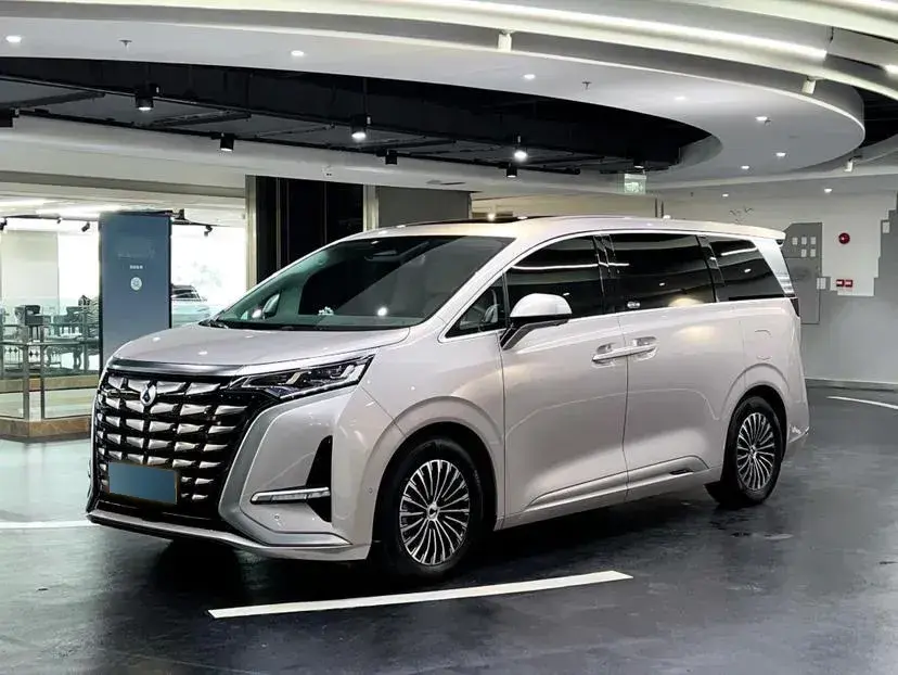 2022 Denza D9 1.5T 139HP L4 E-CVT PHEV 40.06KWH