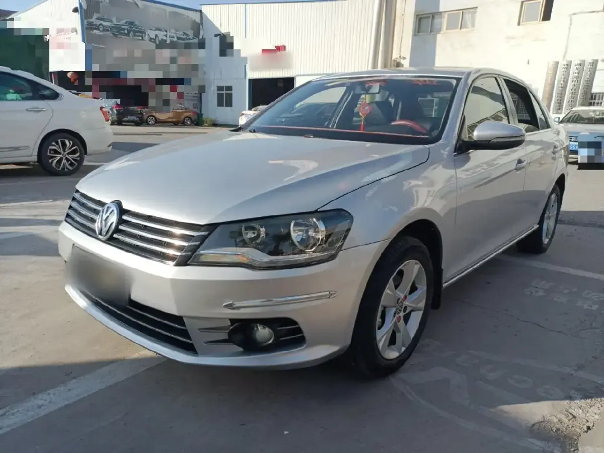 2014 Volkswagen Bora 1.6L 105HP L4 6AT