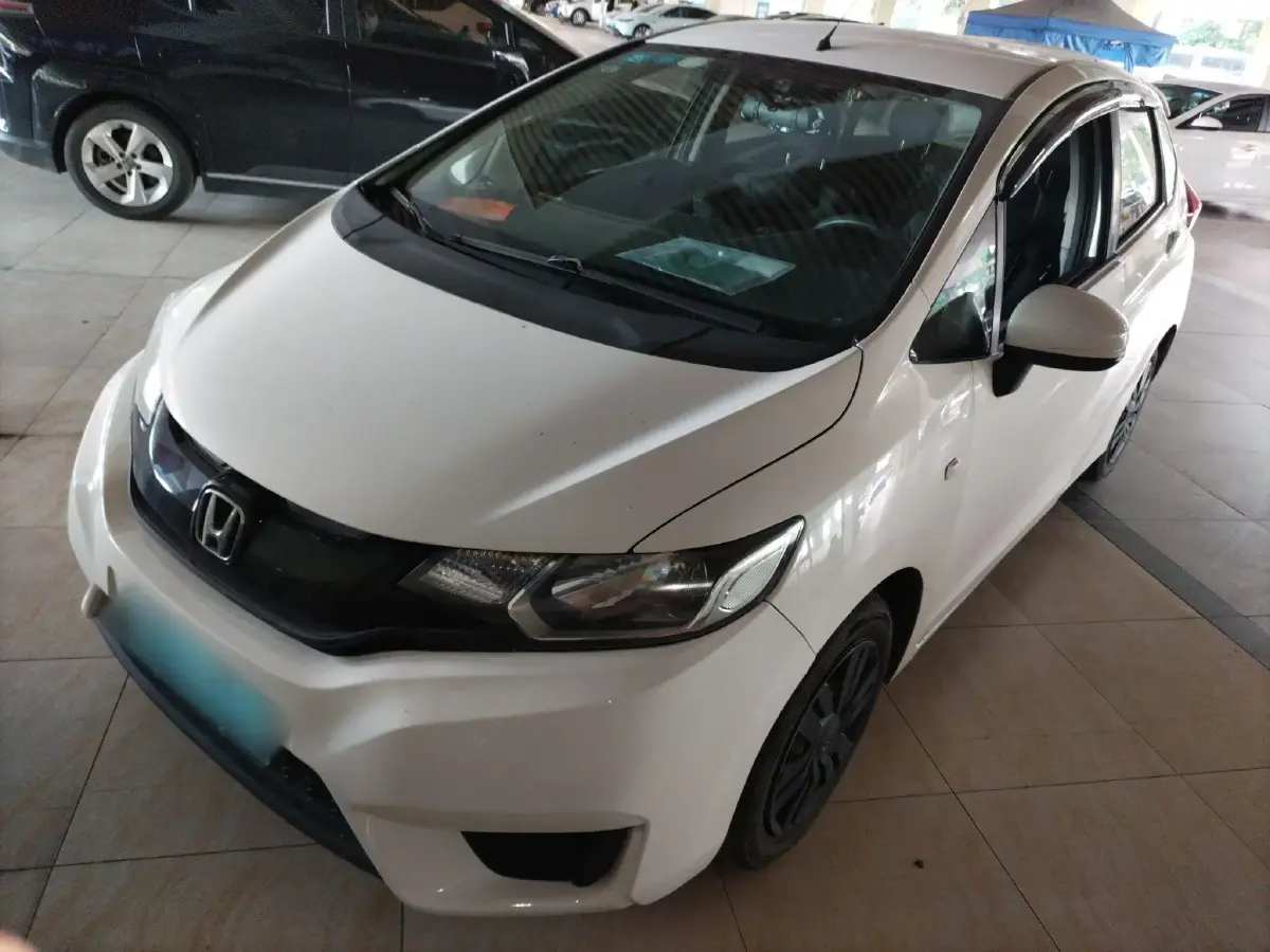 2014 Honda Fit 1.5L 131HP L4 5MT