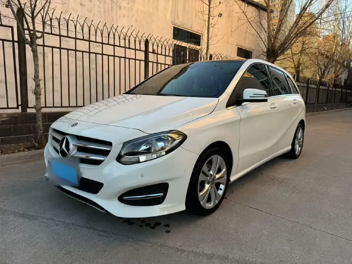 2019 Mercedes-Benz B Class 1.6T 156HP L4 7DCT