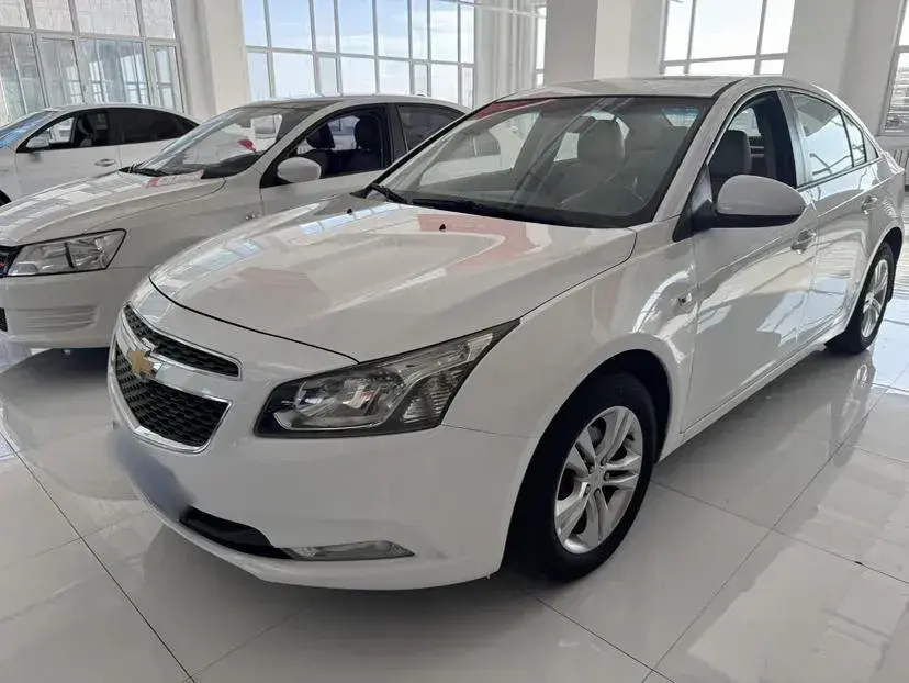 2015 Chevrolet Cruze 1.5L 113HP L4 6AT