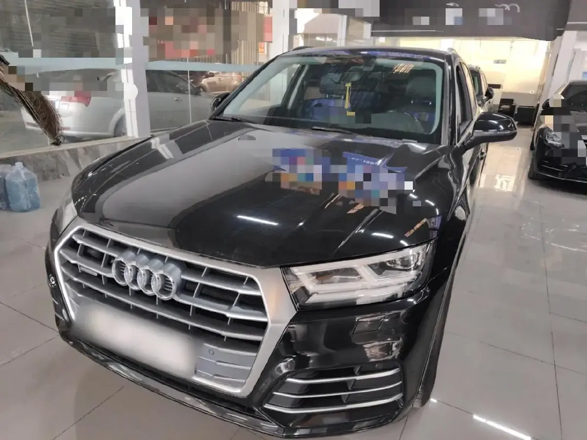 2018 Audi Q5L 2.0T 190HP L4 7DCT