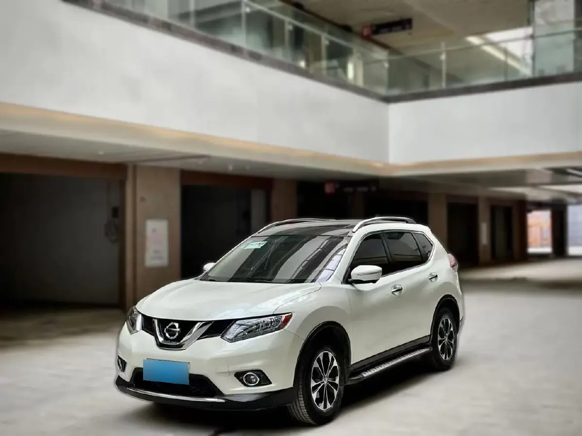 2014 Nissan X-Trail 2.0L 150HP L4 CVT