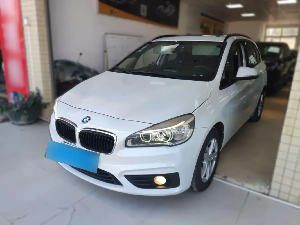 2016 BMW 2 Series Wagon 1.5T 136HP L3 6AT