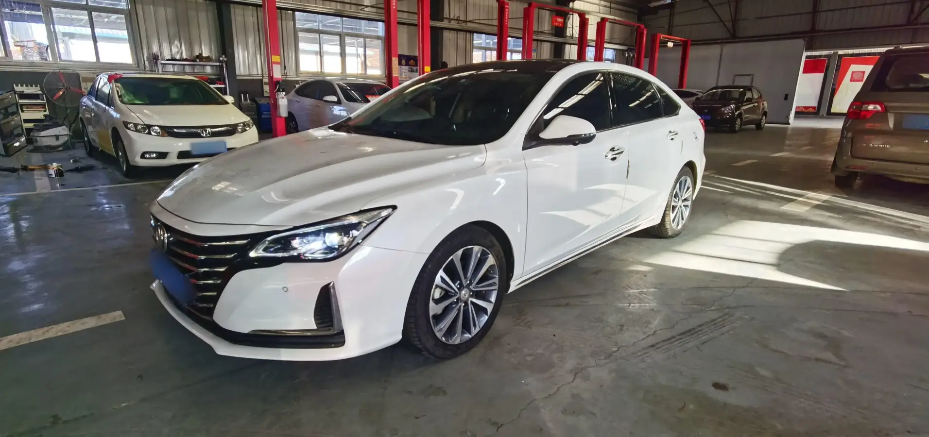 2020 ChangAn Raeton CC 1.5T 156HP L4 6AT