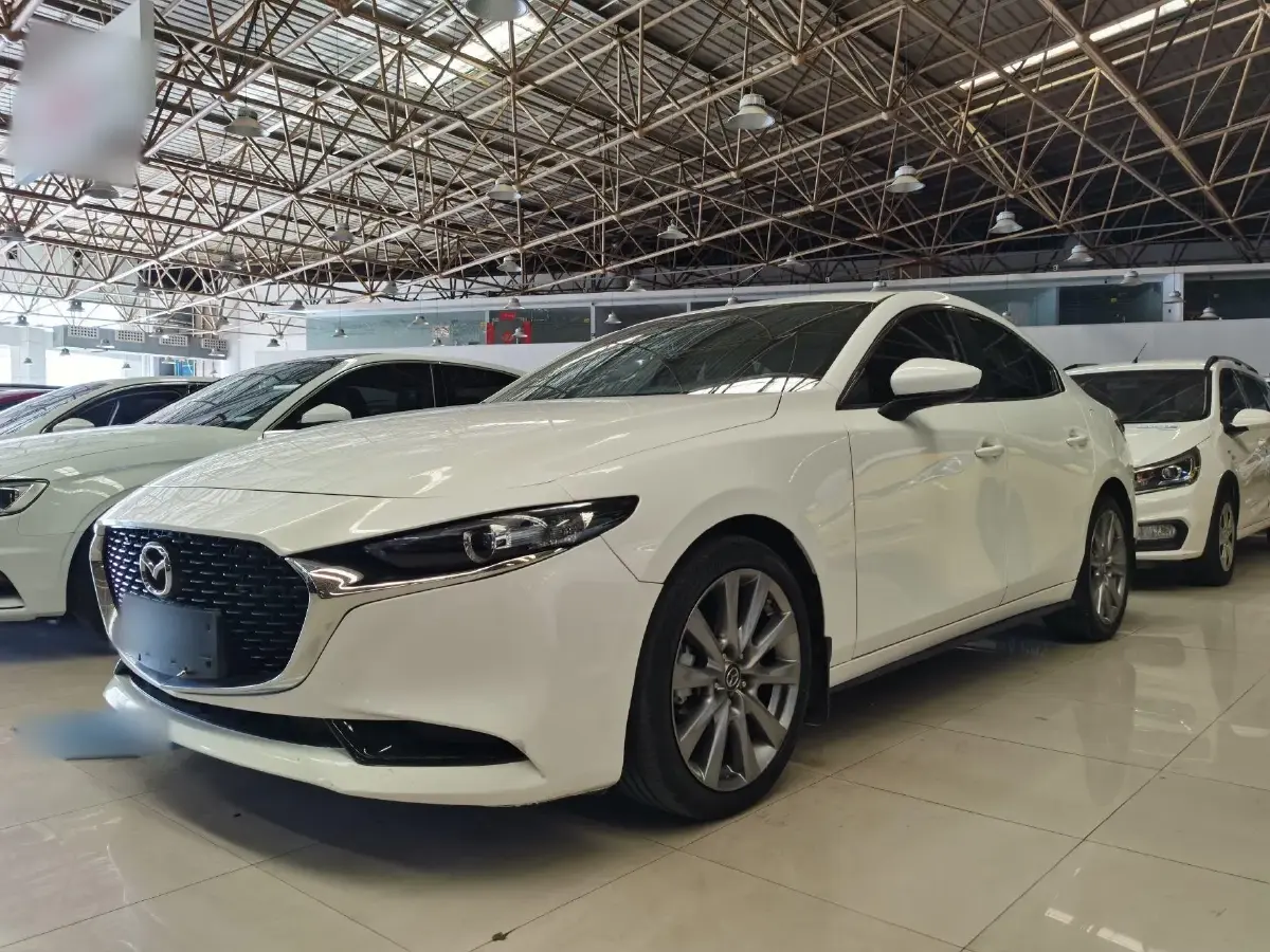 2020 Mazda 3 Axela 2.0L 158HP L4 6AT
