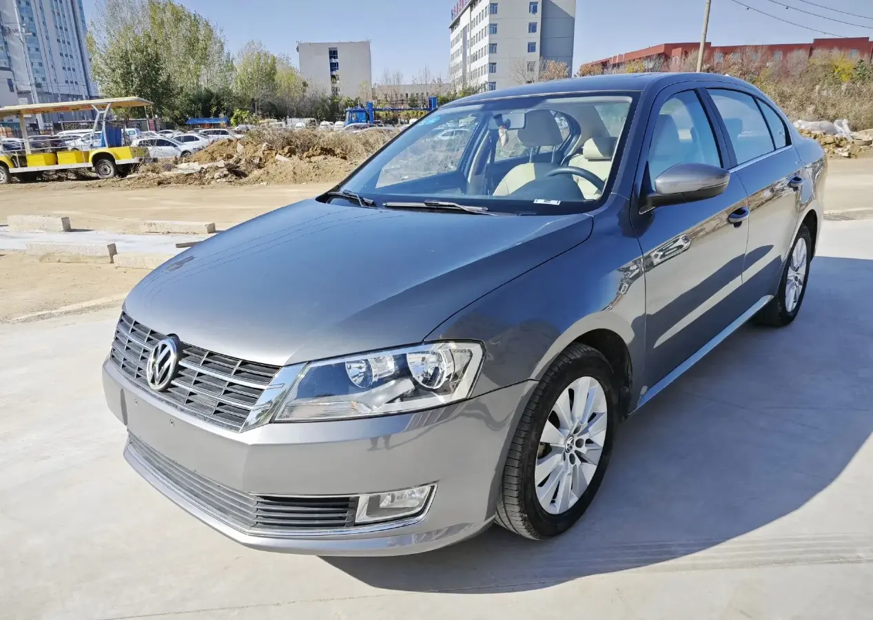 2013 Volkswagen Lavida 1.6L 110HP L4 5MT