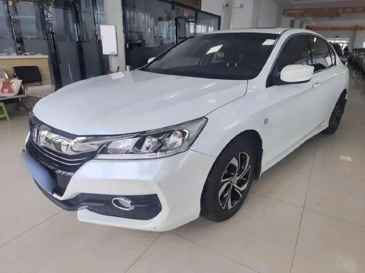 2016 Honda Accord 2.0L 155HP L4 CVT