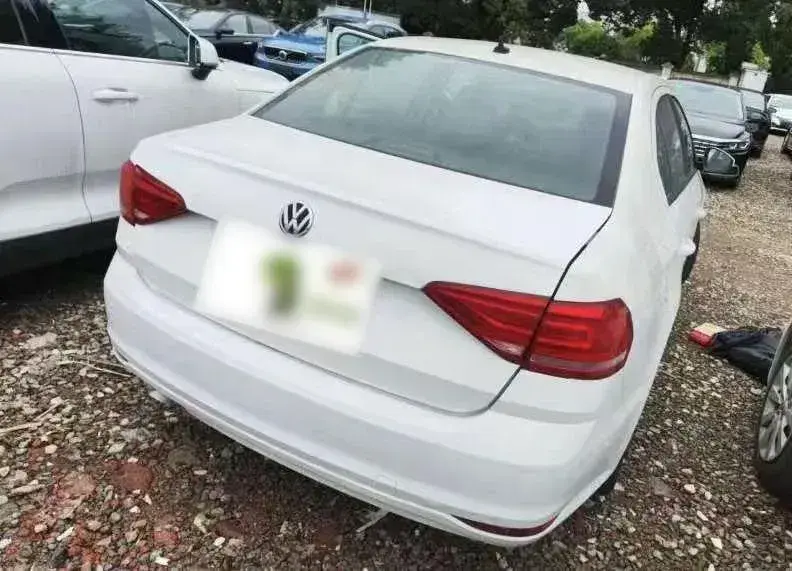 2017 Volkswagen Lavida 1.6L 110HP L4 6AT