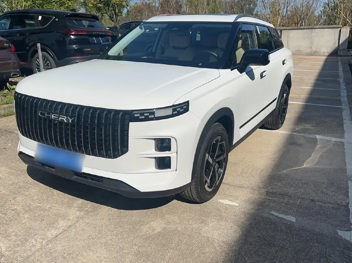 2023 Chery Exploration 06 1.6T 197HP L4 7DCT,autocango,china used car exporter,china ev exporter,chinese used car exporter,chinese used ev exporter