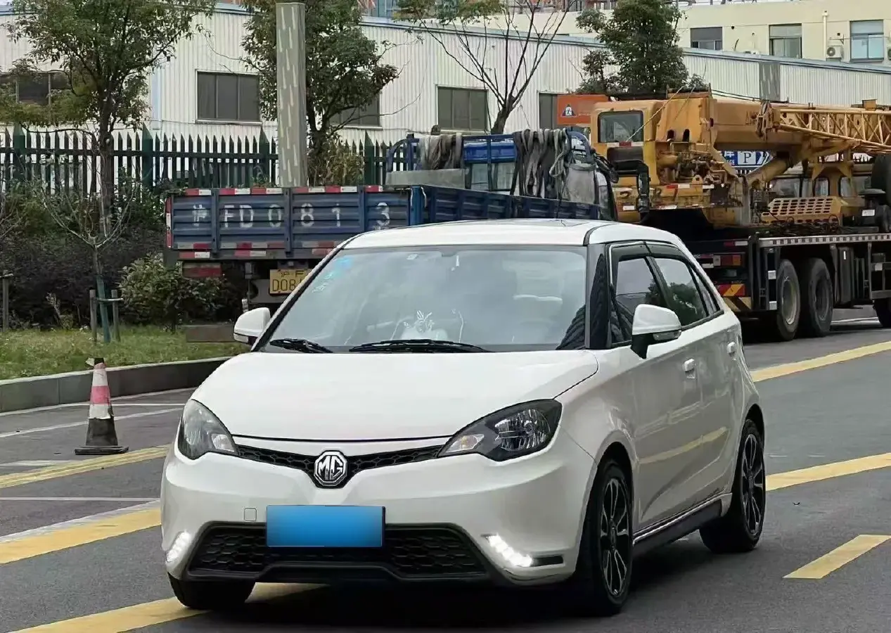 2014 MG 3 1.5L 109HP L4 5MT