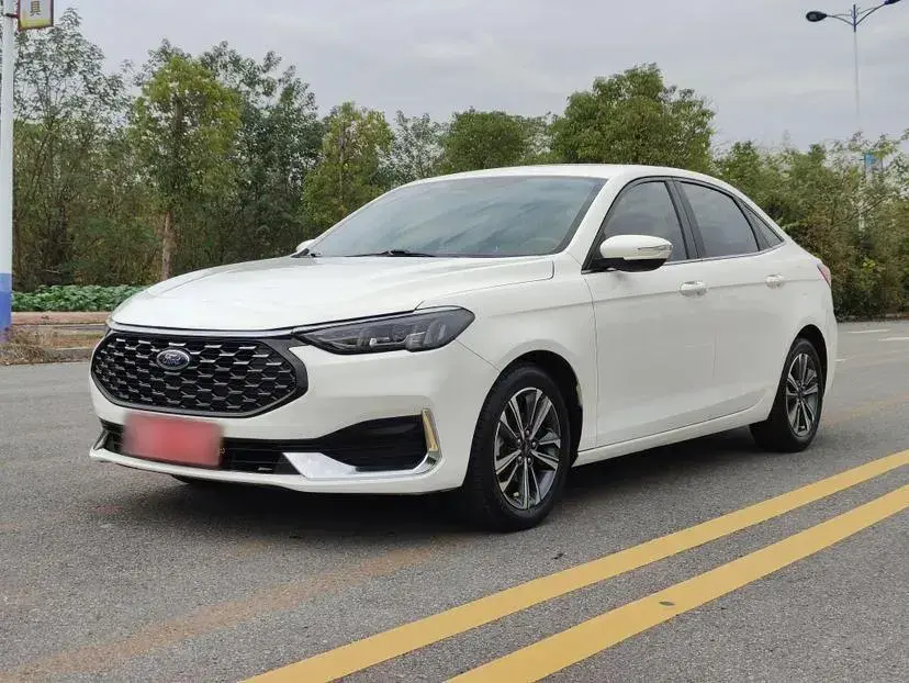 2021 Ford Escort 1.5L 122HP L3 6AT