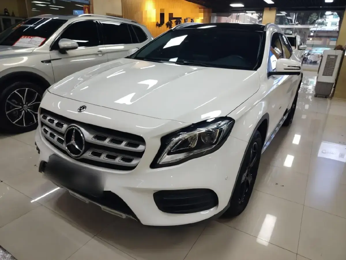2019 Mercedes-Benz GLA Class 1.6T 156HP L4 7DCT