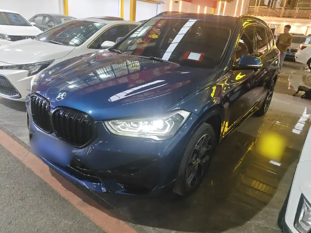 2021 BMW X1 2.0T 192HP L4 7DCT