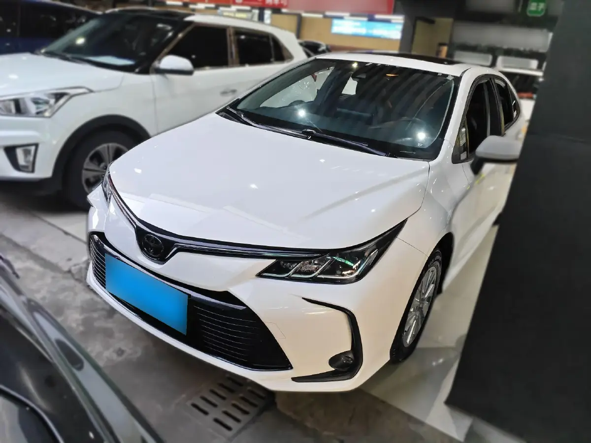2019 Toyota Corolla 1.2T 116HP L4 CVT