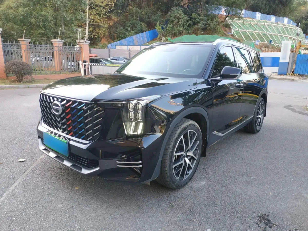 2022 GAC Trumpchi GS8 2.0T 252HP L4 8AT