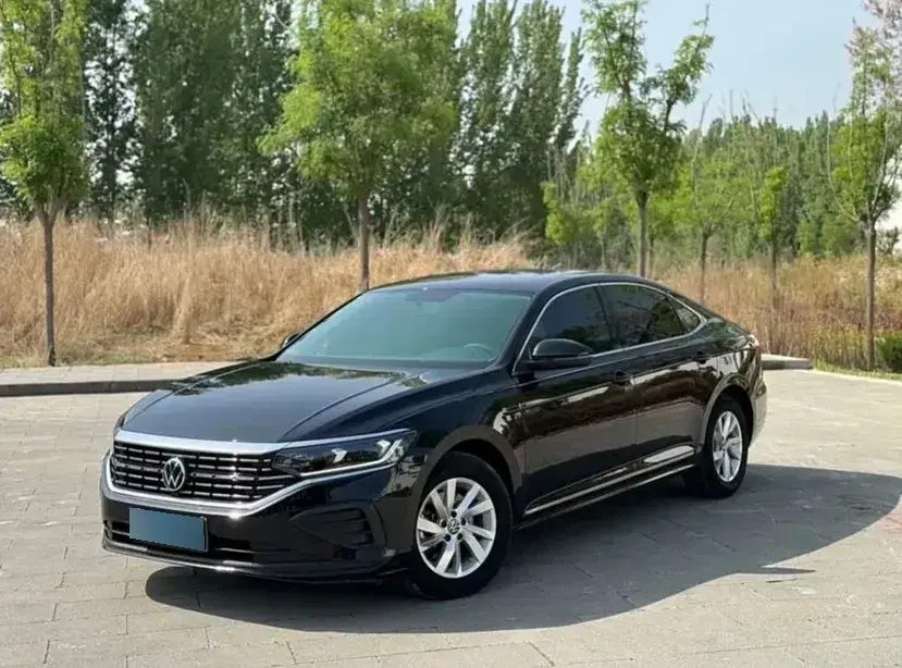 2022 Volkswagen Passat 1.4T 150HP L4 7DCT