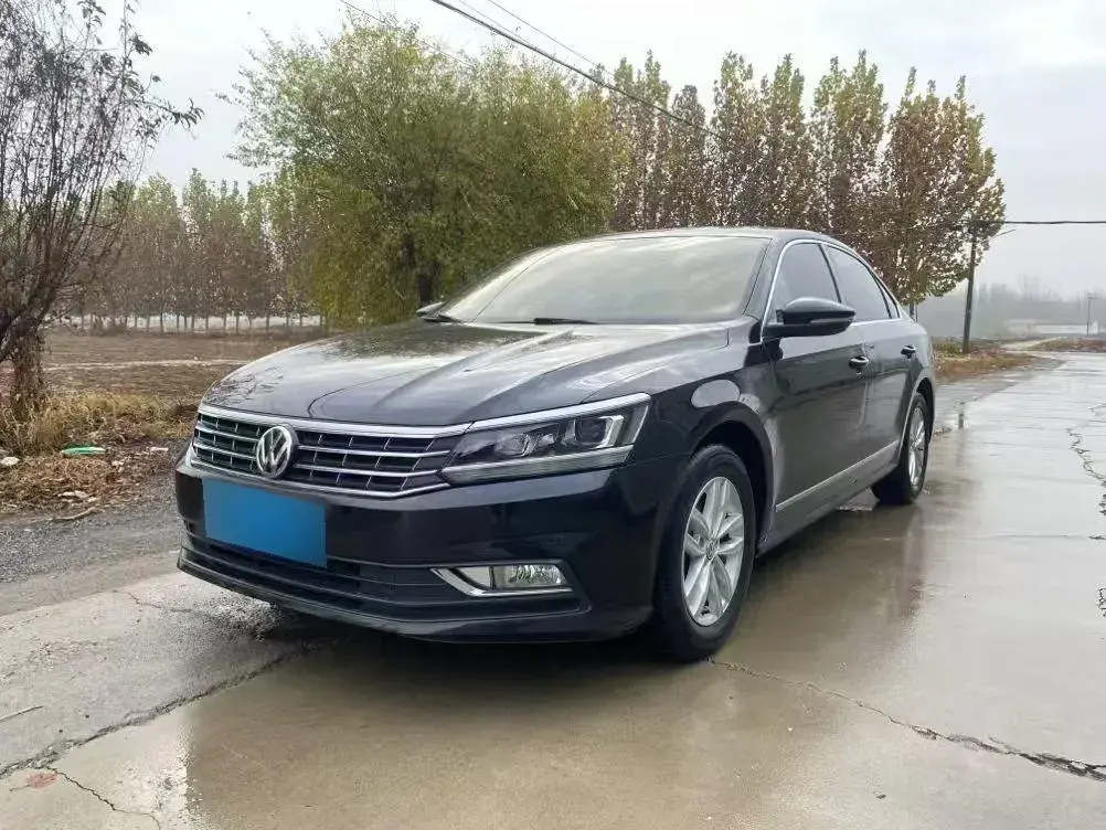 2016 Volkswagen Passat 1.8T 180HP L4 7DCT