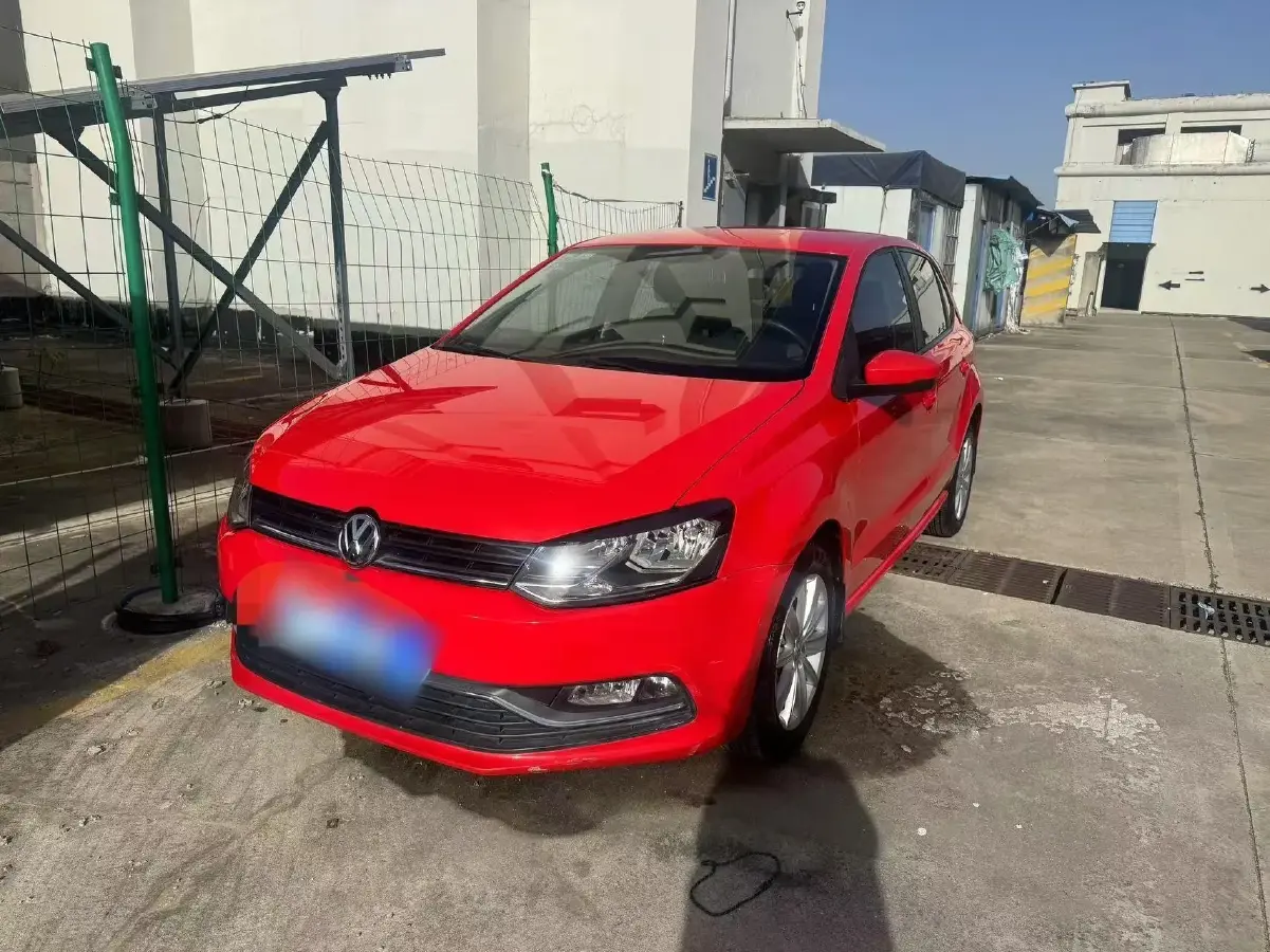 2014 Volkswagen Polo 1.6L 110HP L4 6AT