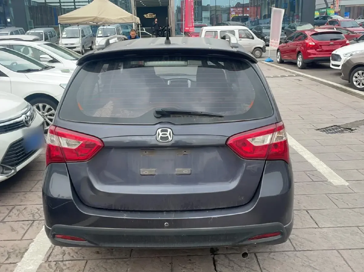 2014 Suzuki Liana A6 1.5L 112HP L4 4AT,autocango,china used car exporter,china ev exporter,chinese used car exporter,chinese used ev exporter