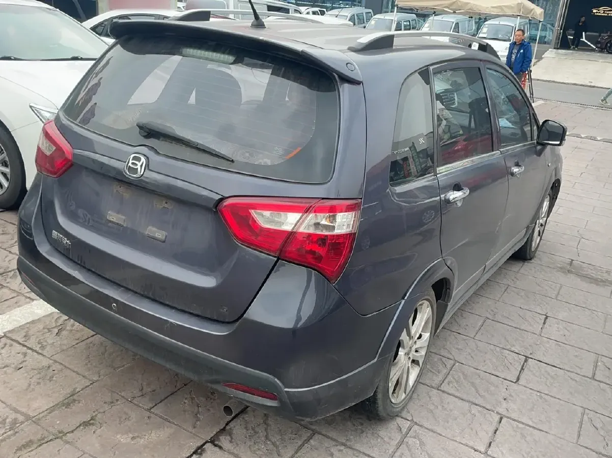 2014 Suzuki Liana A6 1.5L 112HP L4 4AT,autocango,china used car exporter,china ev exporter,chinese used car exporter,chinese used ev exporter