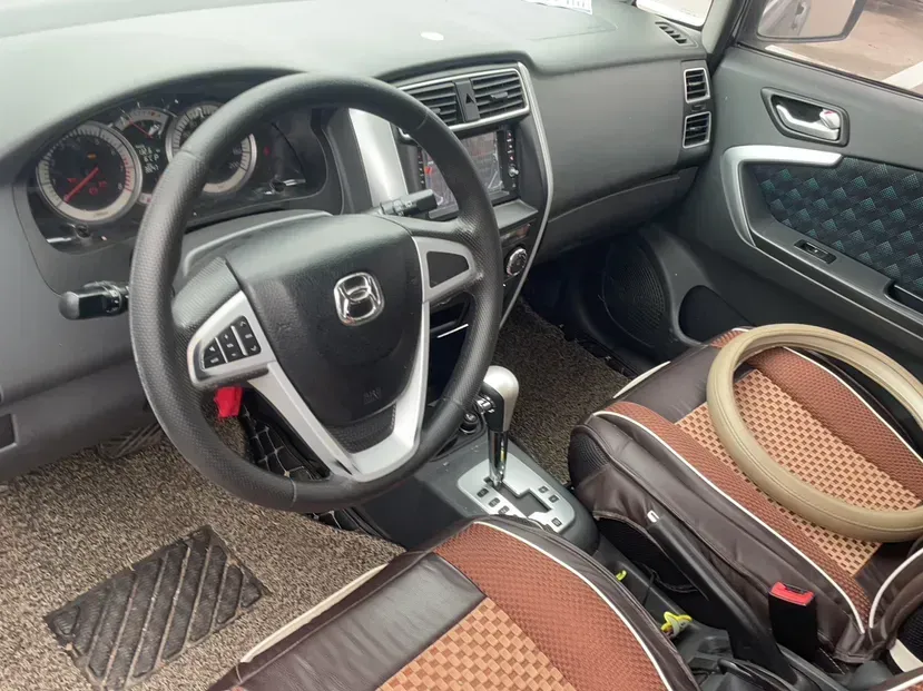 2014 Suzuki Liana A6 1.5L 112HP L4 4AT,autocango,china used car exporter,china ev exporter,chinese used car exporter,chinese used ev exporter