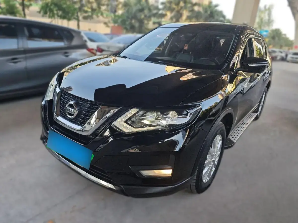 2021 Nissan X-Trail 2.0L 151HP L4 CVT