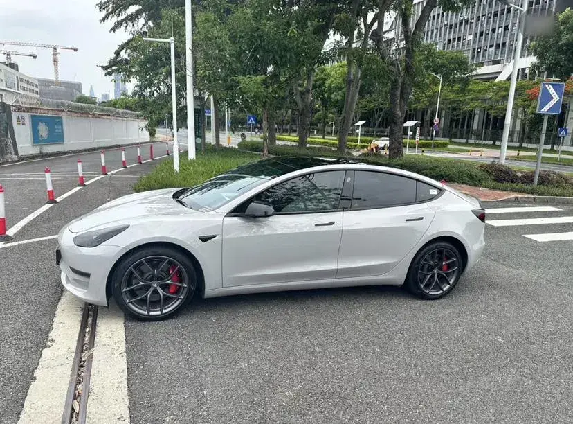 2022 Tesla Model 3 BEV 78.4KWH