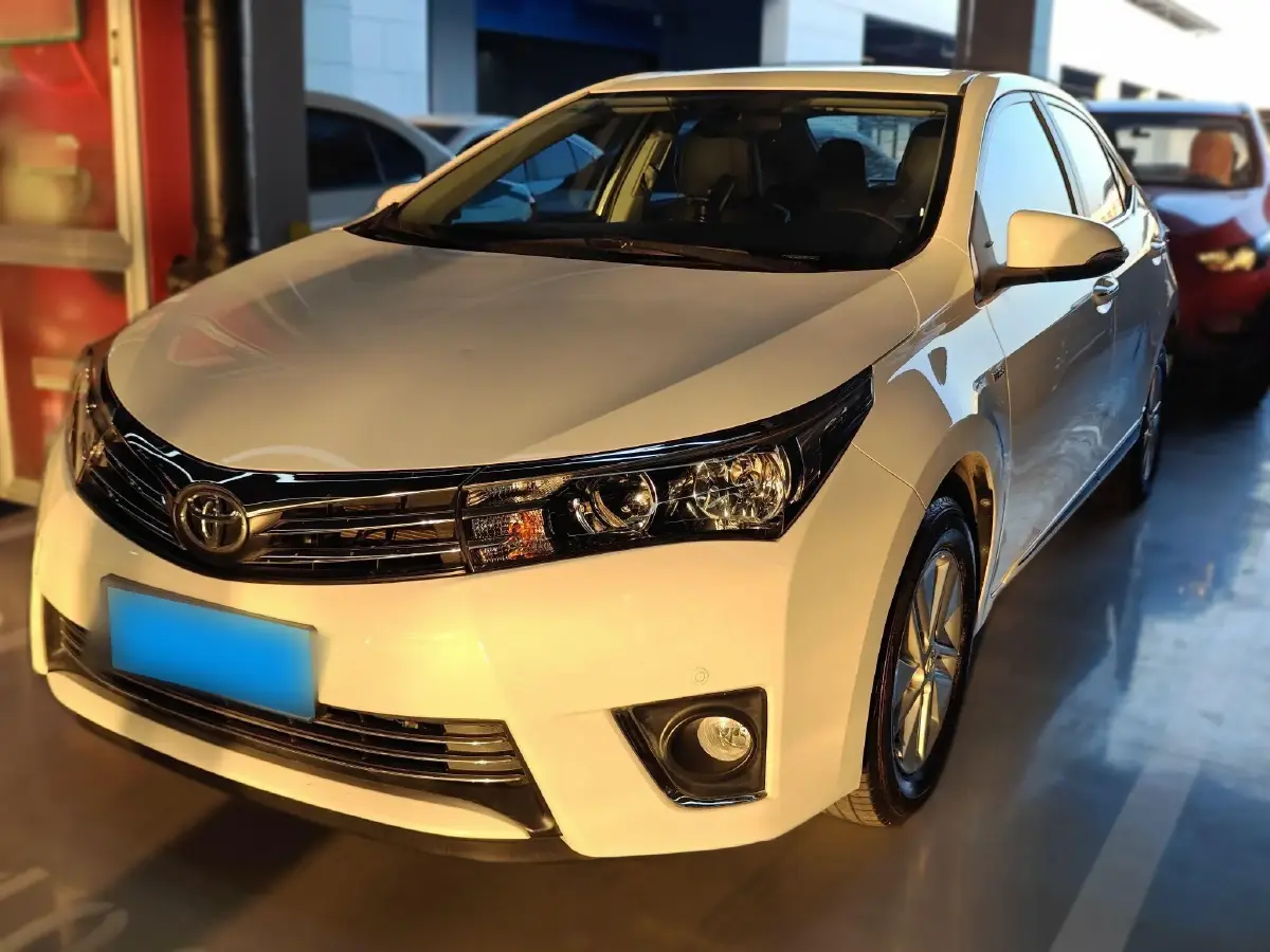 2014 Toyota Corolla 1.6L 122HP L4 5MT