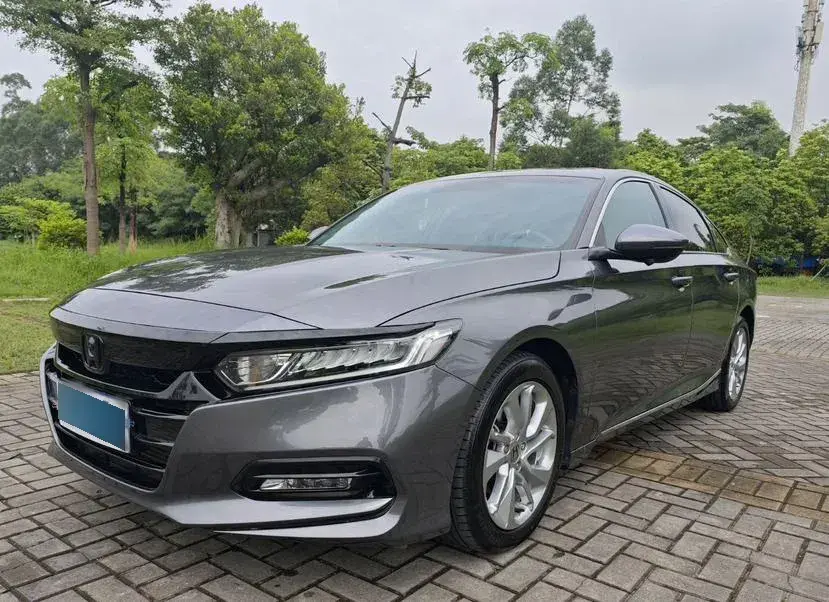 2018 Honda Accord 1.5T 194HP L4 CVT