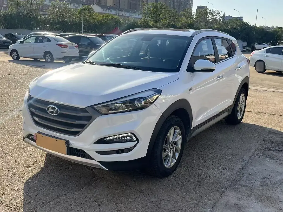 2015 Hyundai Tucson 1.6T 177HP L4 7DCT