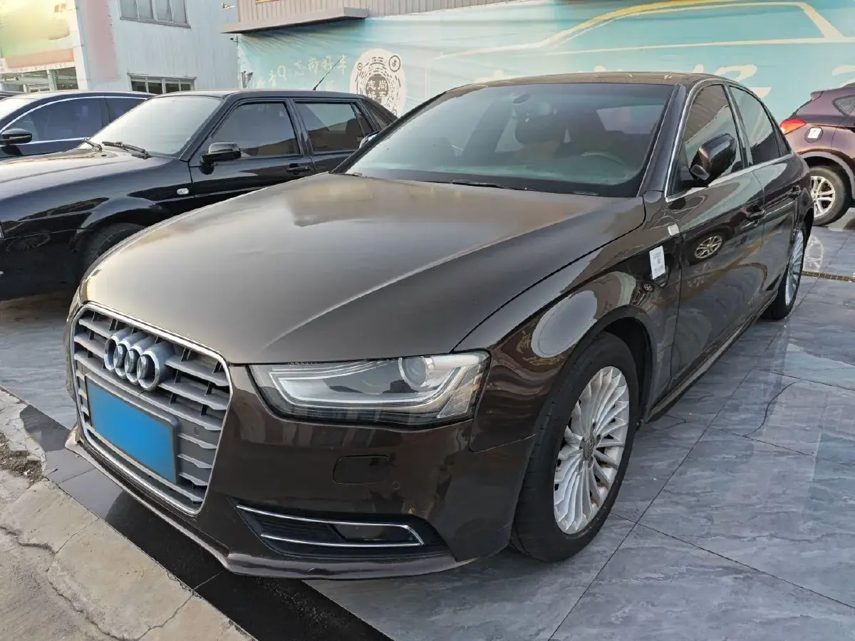 2015 Audi A4L 2.0T 180HP L4 CVT