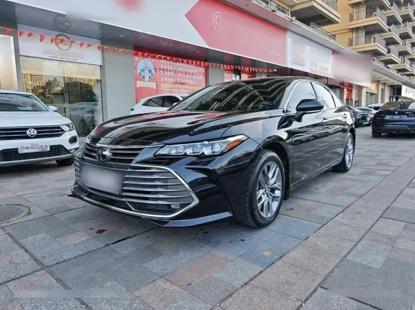2021 Toyota Avalon 2.5L 209HP L4 8AT