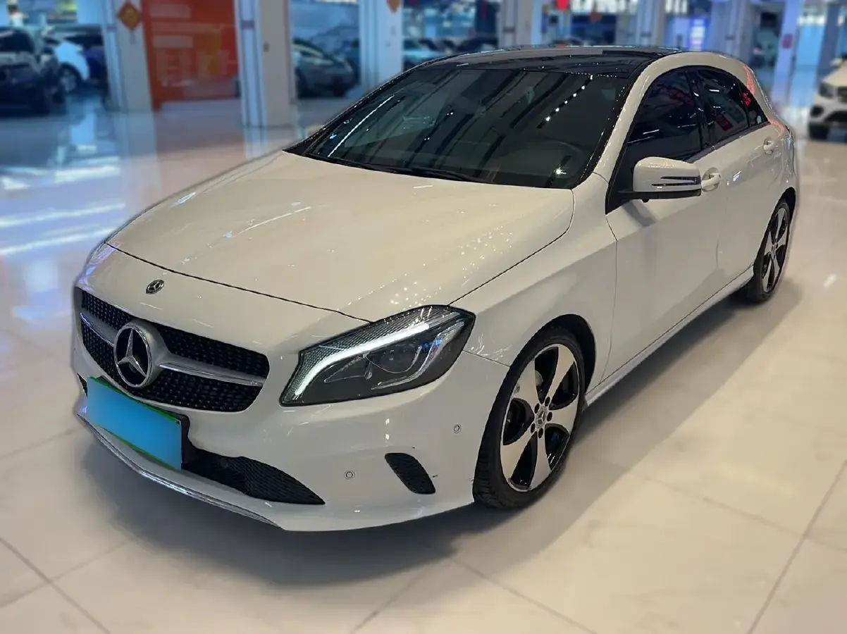 2018 Mercedes-Benz A Class 1.6T 156HP L4 7DCT