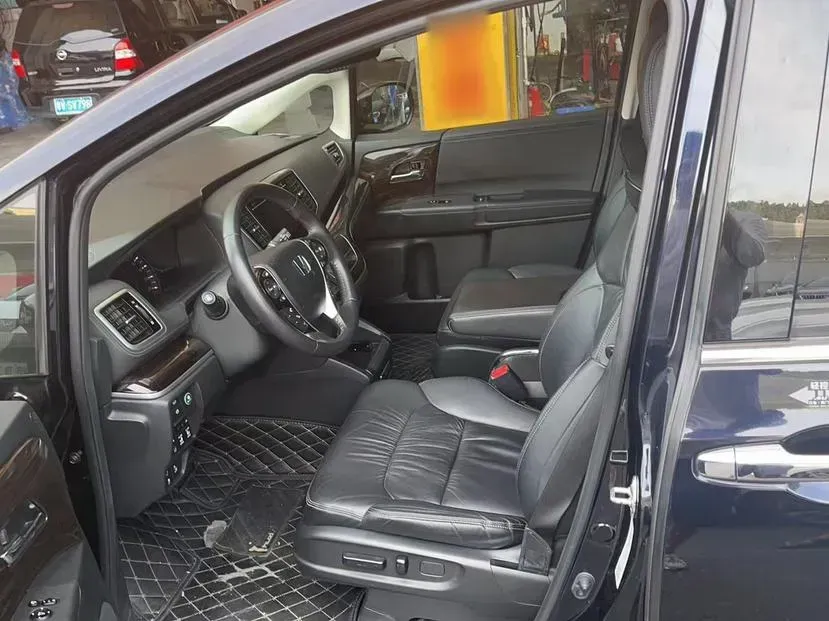 2018 Honda Odyssey 2.4L 186HP L4 CVT,autocango,china used car exporter,china ev exporter,chinese used car exporter,chinese used ev exporter
