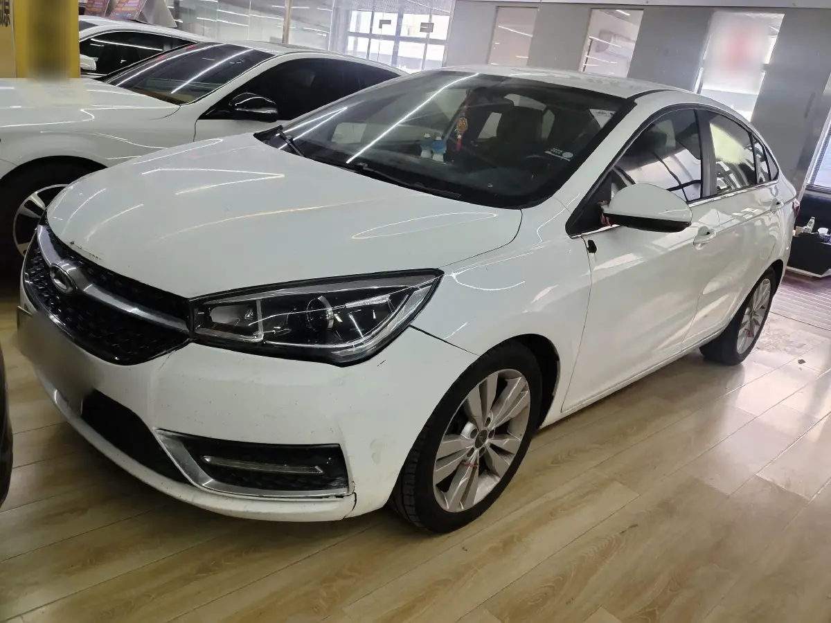 2016 Chery Arrizo 5 1.5L 116HP L4 5MT