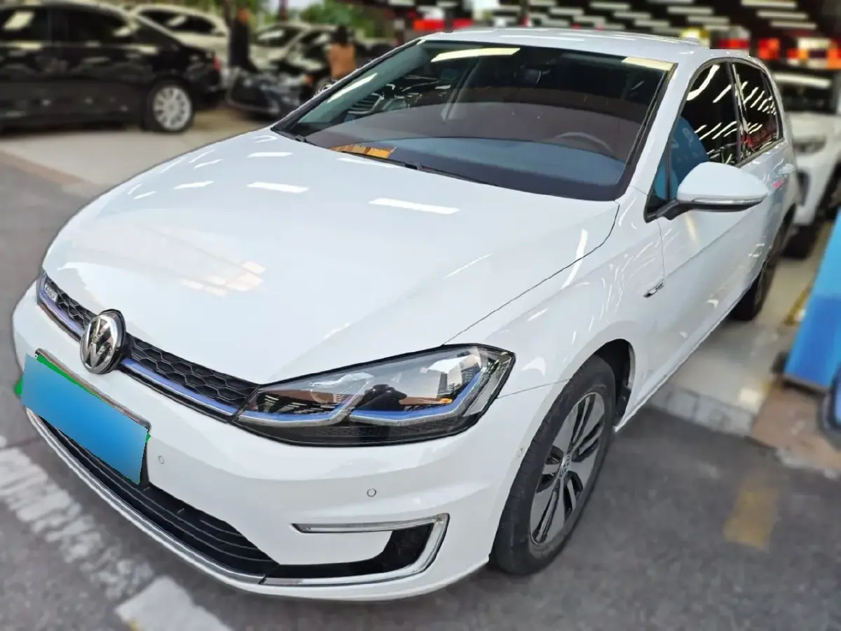 2018 Volkswagen Golf BEV 35.8KWH