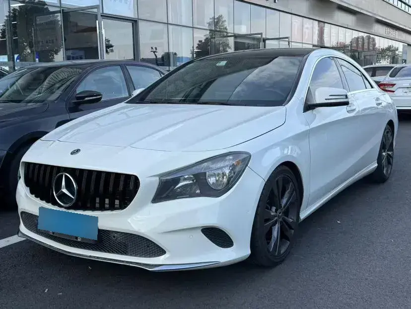 2017 Mercedes-Benz CLA Class 1.6T 156HP L4 7DCT
