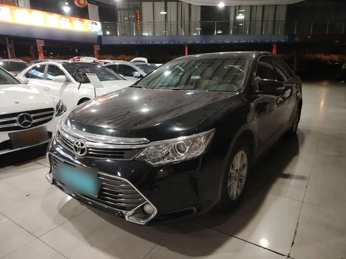 2015 Toyota Camry 2.0L 167HP L4 6AT