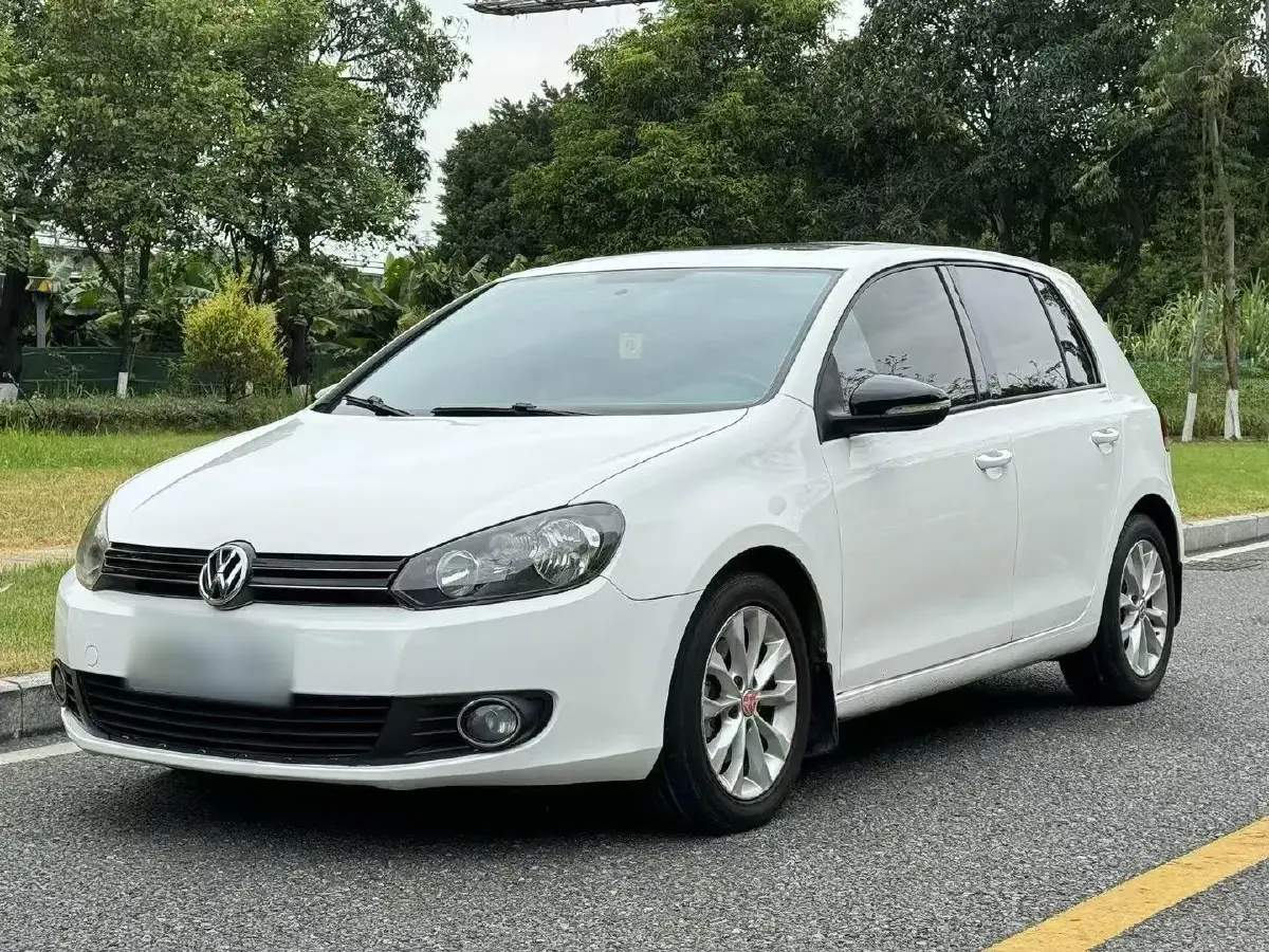 2012 Volkswagen Golf 1.4T 131HP L4 7DCT