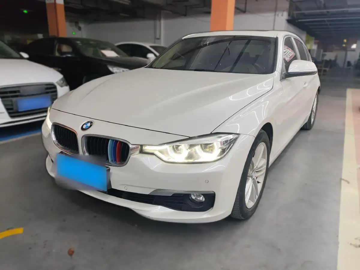 2017 BMW 3 Series 2.0T 184HP L4 8AT