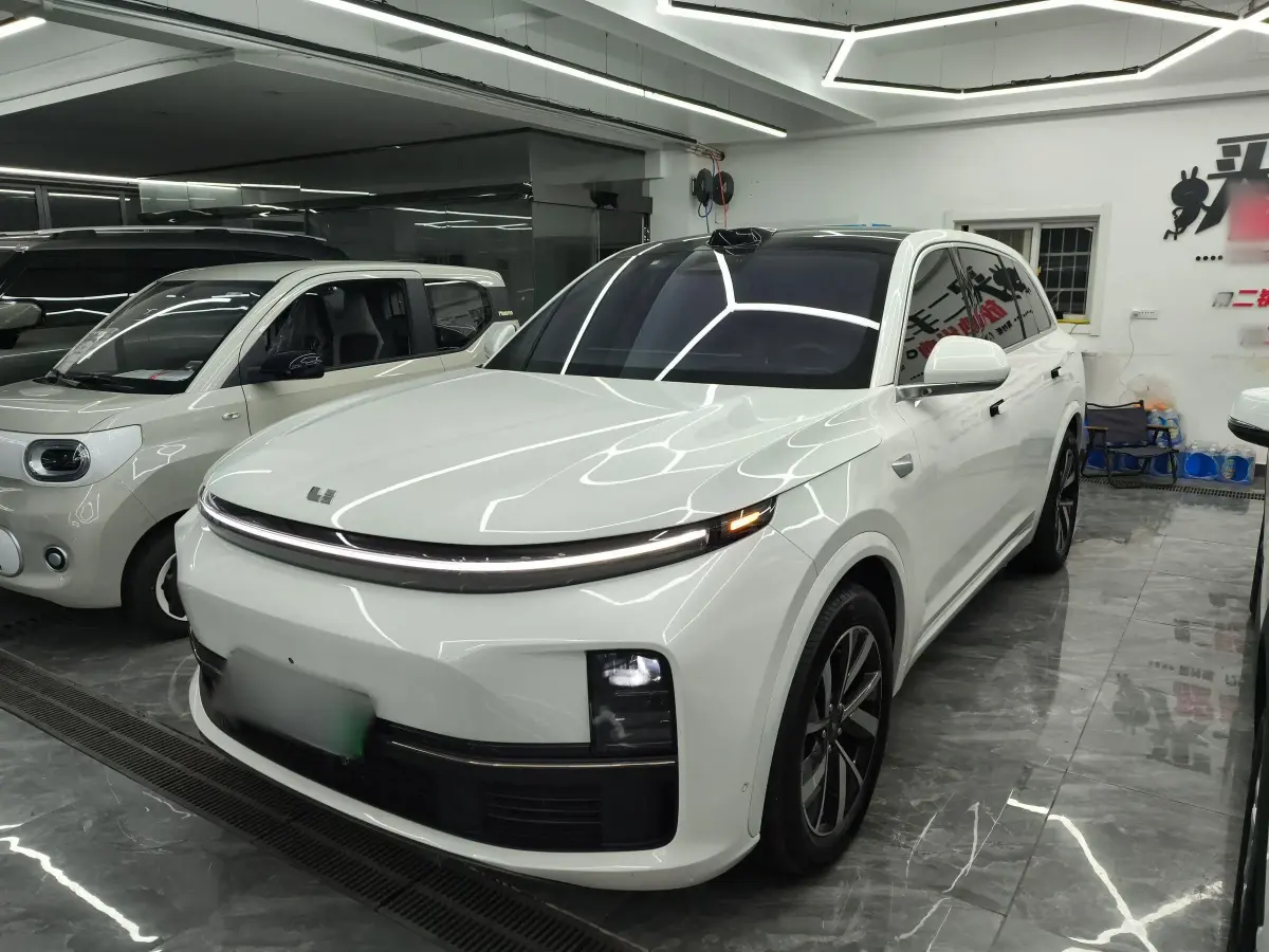 2023 Li L7 Range Extended 154HP REEV 40.9KWH